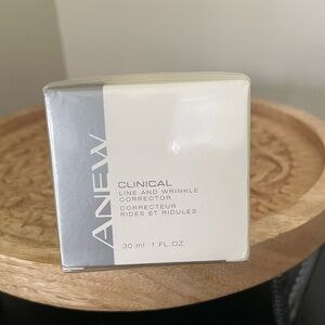 Avon Anew Clinical Line and Winkle Corrector NEW SEALED